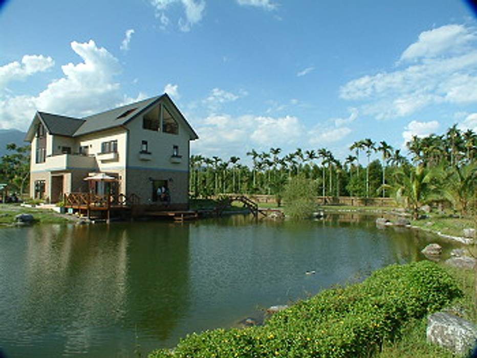 好山好水好安全，綠建築三層日式別墅, 安居住宅有限公司 安居住宅有限公司 Casas campestres