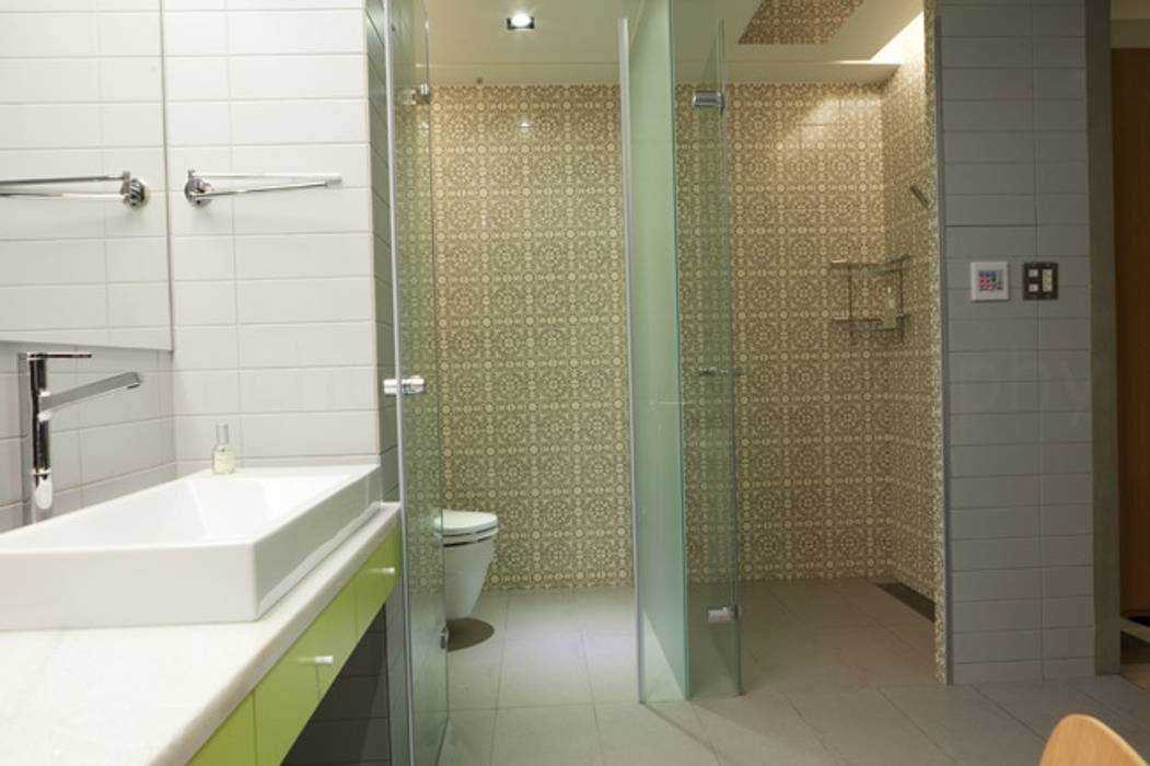 淋浴空間與如廁空間分隔出來 直方設計有限公司 Bathroom