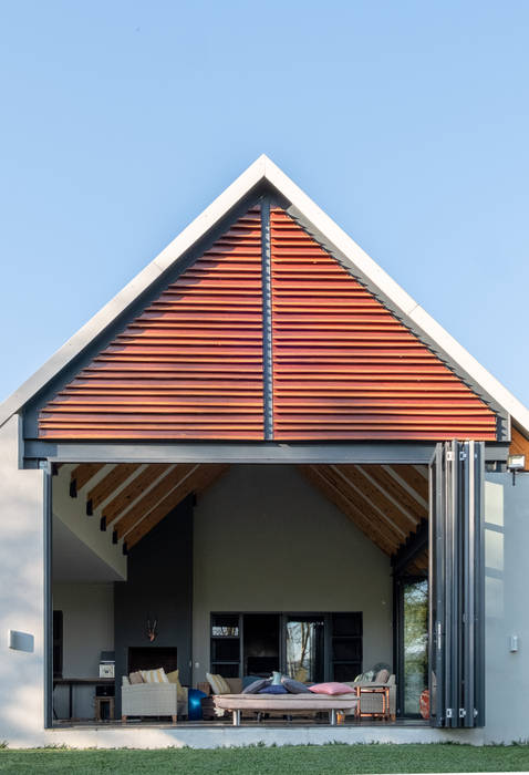 Verandah Extension, ENDesigns Architectural Studio ENDesigns Architectural Studio Rumah Modern