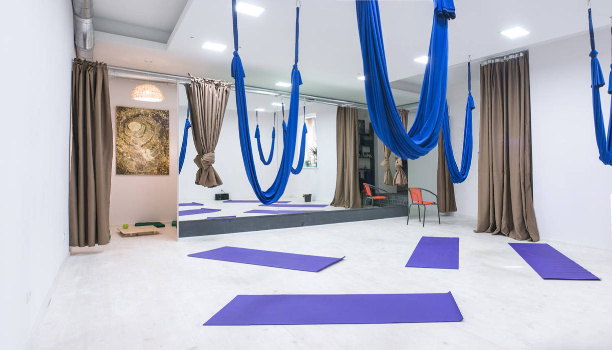 Design interior Yoga studio "Telo Club", Coliba architects Coliba architects مساحات تجارية خشب Wood effect مدارس