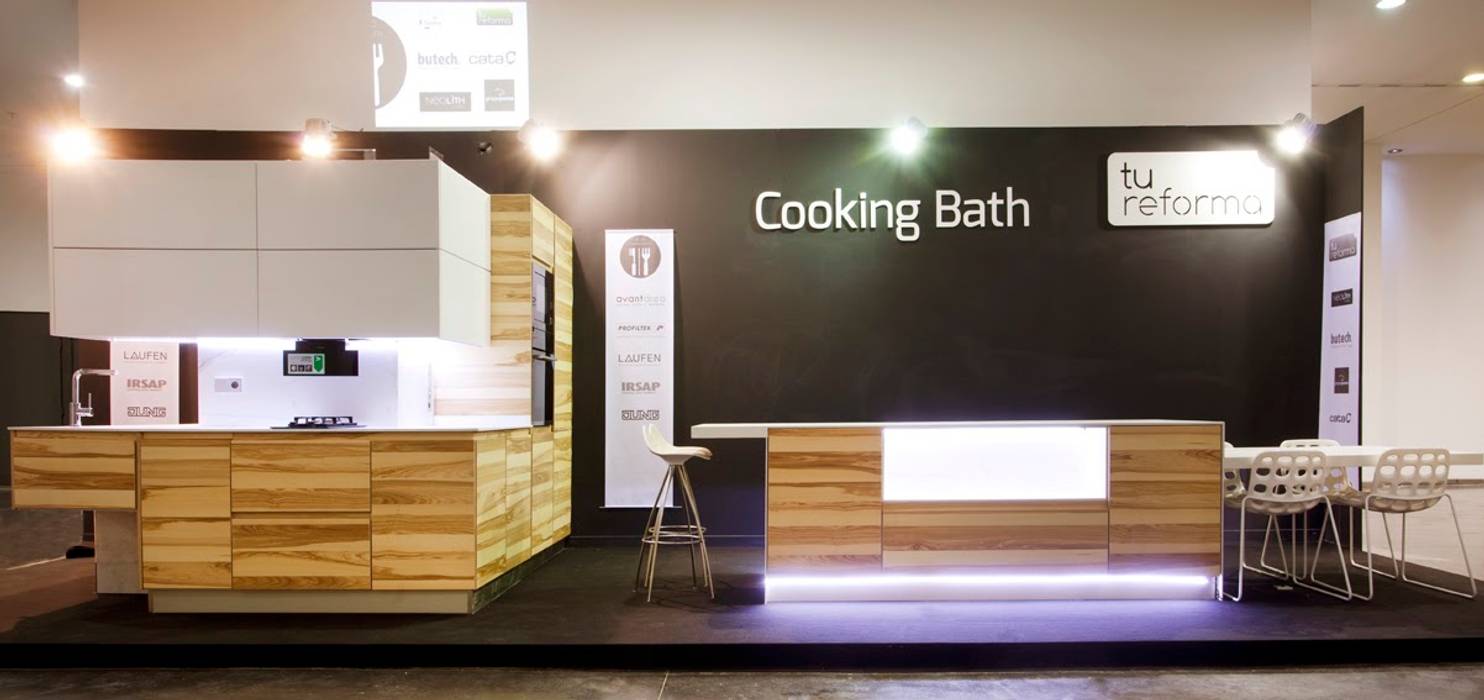 Proyecto Cooking Bath, PROYECTA ARQUITECTURA INTERIOR PROYECTA ARQUITECTURA INTERIOR Cocinas pequeñas mobiliario que ahorra espacio