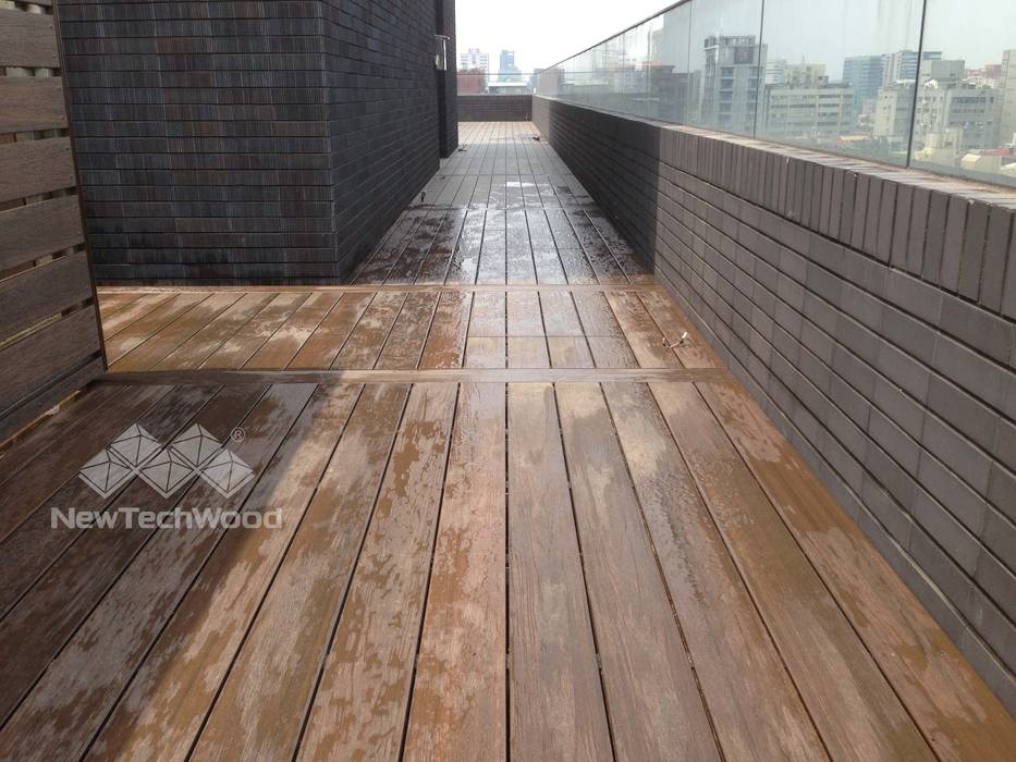 台北市1F及RF公設木地板(RF), 新綠境實業有限公司 新綠境實業有限公司 Roof terrace Wood-Plastic Composite