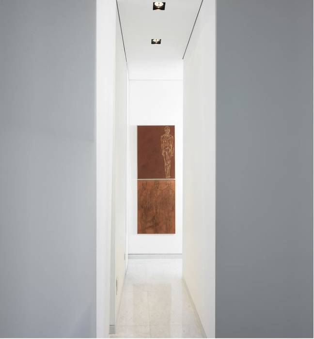 Caracciolo, giovanni francesco frascino architetto giovanni francesco frascino architetto Minimalist corridor, hallway & stairs