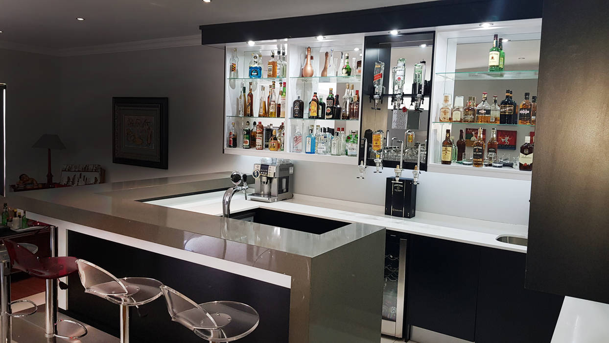 Bar & Wine Cellar , ilisi Interior Architectural Design ilisi Interior Architectural Design ห้องเก็บไวน์ แผ่น MDF