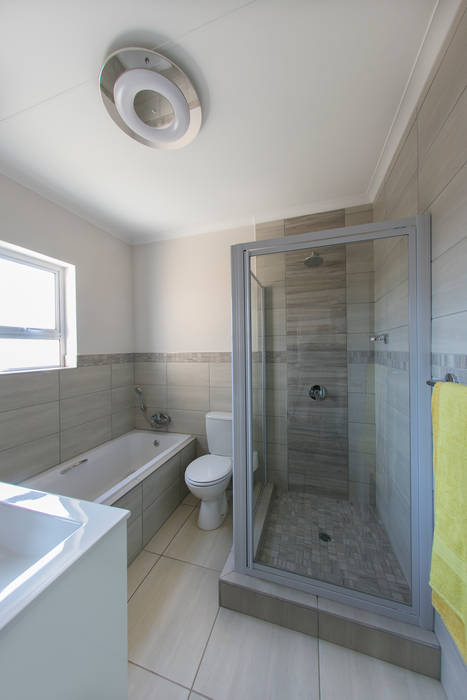 Shared Full Bathroom Spegash Interiors Modern bathroom