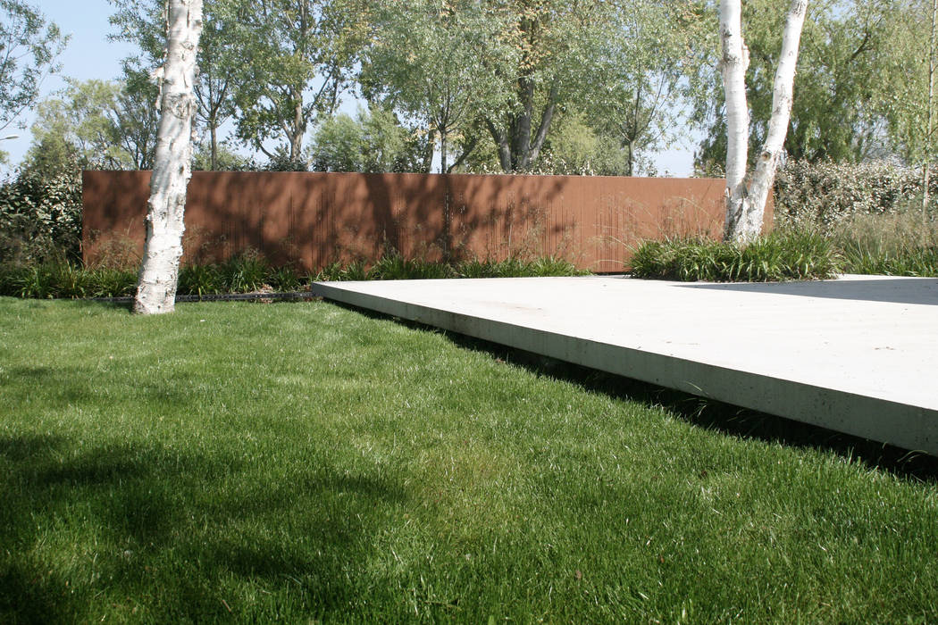 Minimal gestures, Andredw van Egmond | designing garden and landscape Andredw van Egmond | designing garden and landscape Minimalist style garden