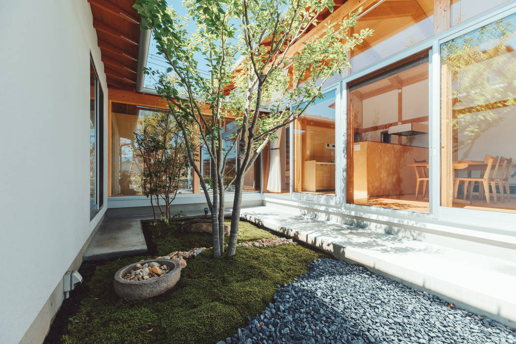 倉のある家, 稲山貴則 建築設計事務所 稲山貴則 建築設計事務所 Zen garden Wood Wood effect