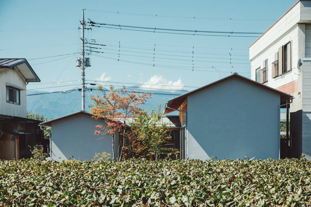 倉のある家, 稲山貴則 建築設計事務所 稲山貴則 建築設計事務所 Holzhaus Massivholz Mehrfarbig