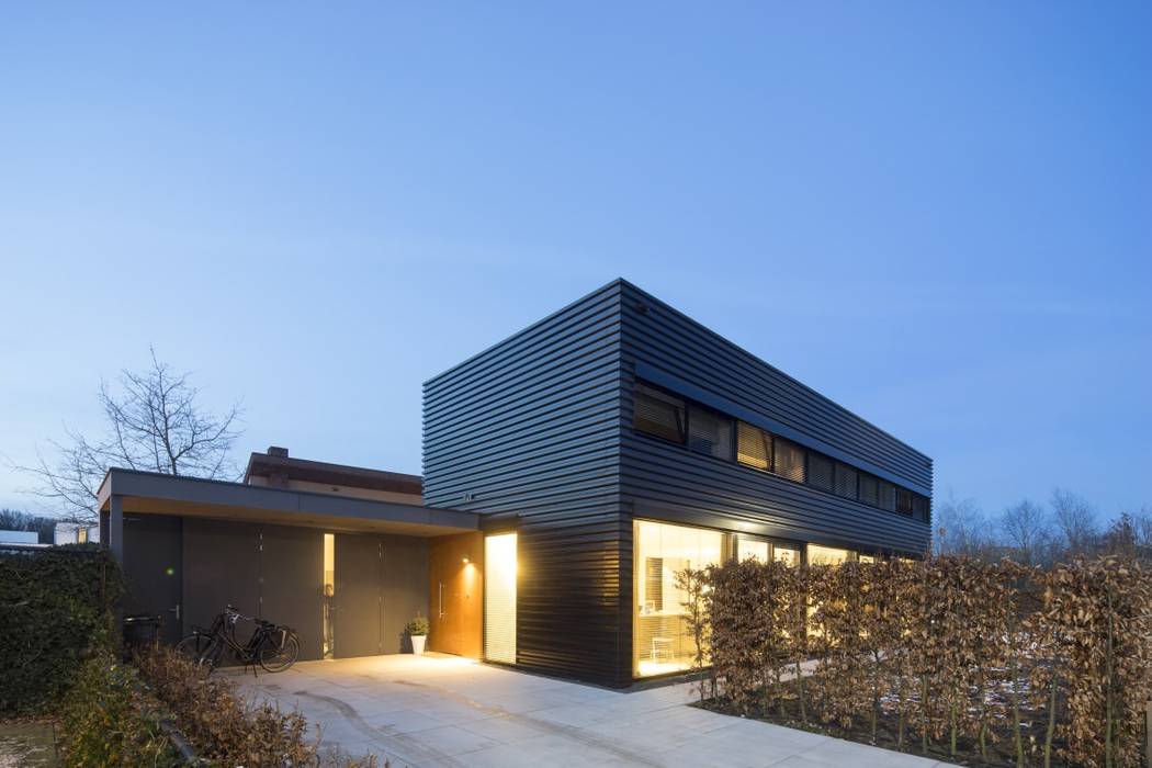 Ontwerp vrijstaand woonhuis particulier , JMW architecten JMW architecten 인더스트리얼 차고 / 창고