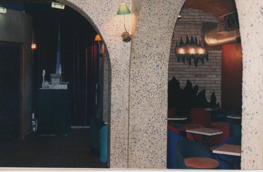Bar os ARCOS-Faro 1994 Atelier Ana Leonor Rocha Espaços comerciais Bares e clubes