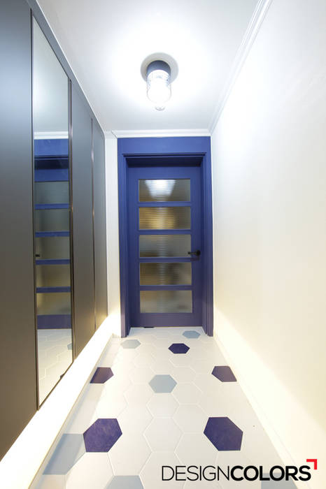 은평구 구산동 구산브라운스톤 아파트인테리어 34평, DESIGNCOLORS DESIGNCOLORS Modern corridor, hallway & stairs