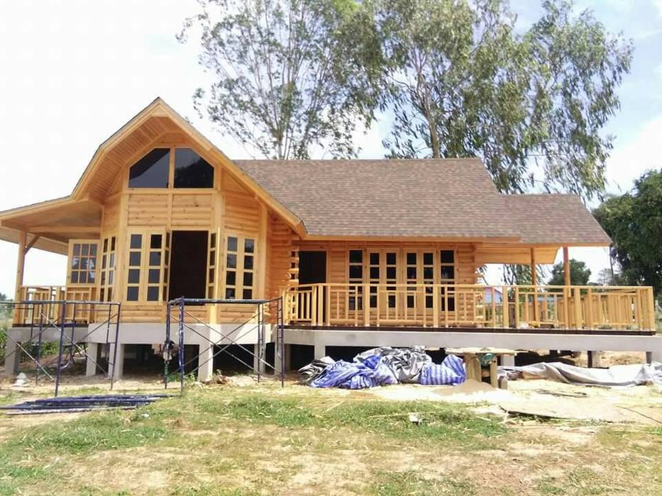 Log Home ติดมอเตอร์เวย์, Sukjai Logcabin Partnership Sukjai Logcabin Partnership Rumah kayu Parket Multicolored