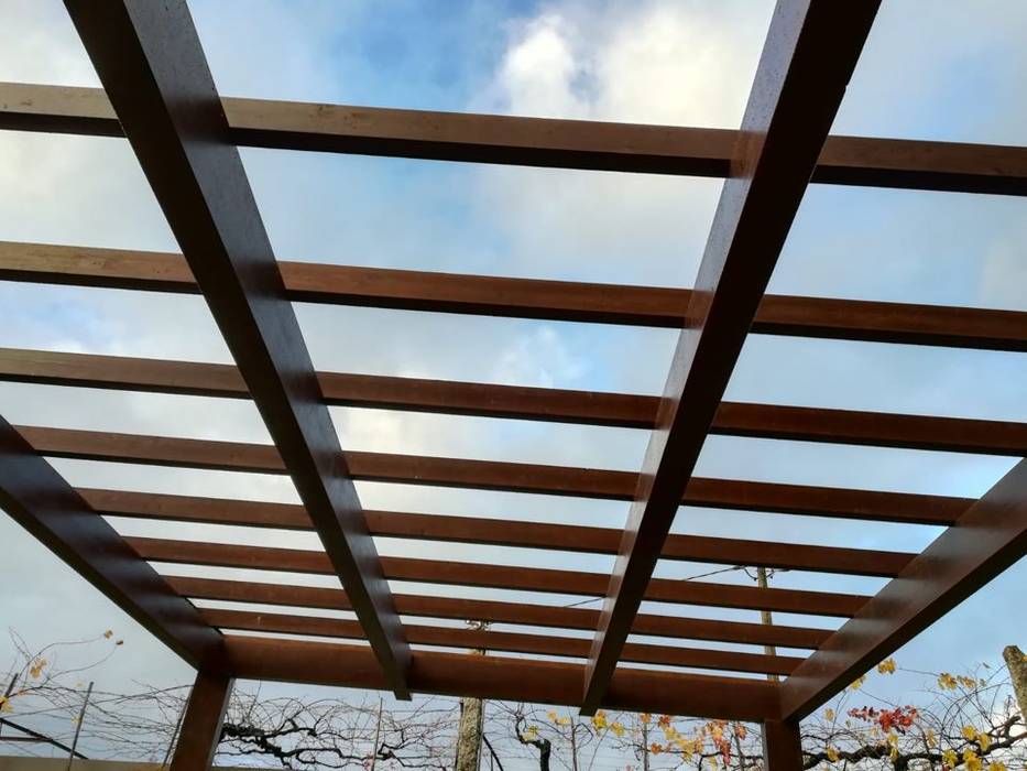 Timberman | Pérgola, Moradia @ Guimarães, Black Oak Company group|( Ooty. )( Timberman )( Growing ) Black Oak Company group|( Ooty. )( Timberman )( Growing ) Wooden houses