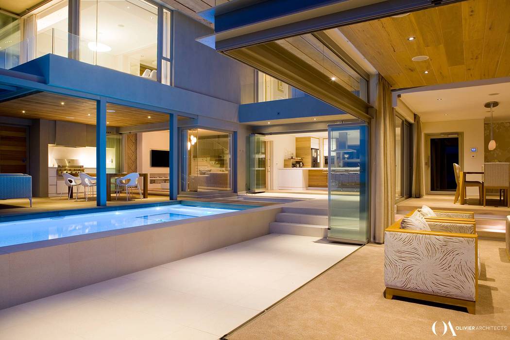 L \ HOUSE \\ Plettenberg Bay \\ Olivier Architects Olivier Architects Modern style balcony, porch & terrace