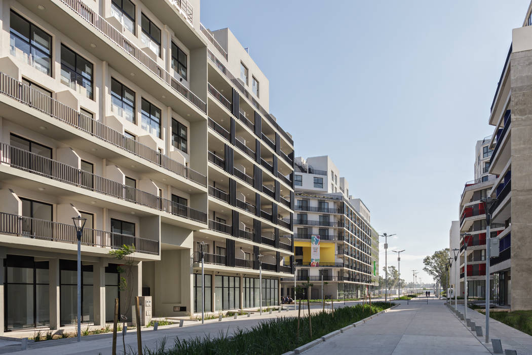 Proyecto de Viviendas para la Villa Olímpica por SMF Arquitectos, SMF Arquitectos / Juan Martín Flores, Enrique Speroni, Gabriel Martinez SMF Arquitectos / Juan Martín Flores, Enrique Speroni, Gabriel Martinez Multi-Family house