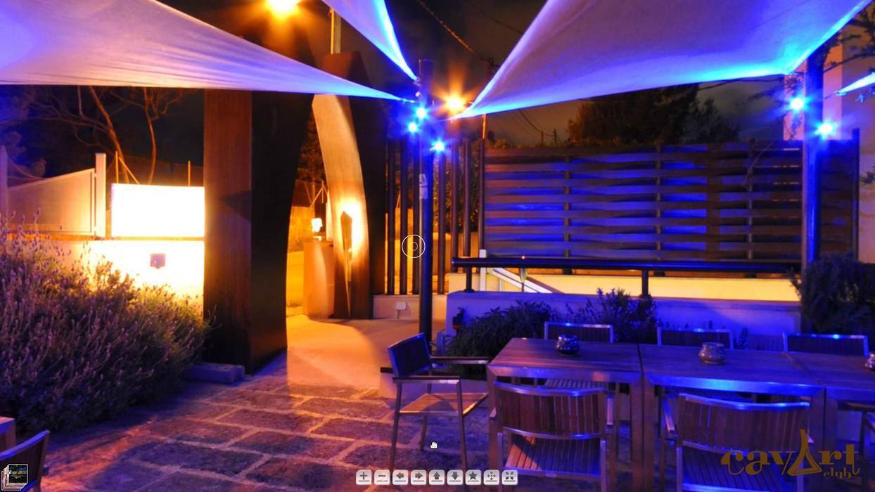 Exklusive Beleuchtung für ein Disco Club Restaurant in Mallorca, Moreno Licht mit Effekt - Lichtplaner Moreno Licht mit Effekt - Lichtplaner Commercial spaces Cục đá Quán bar & club