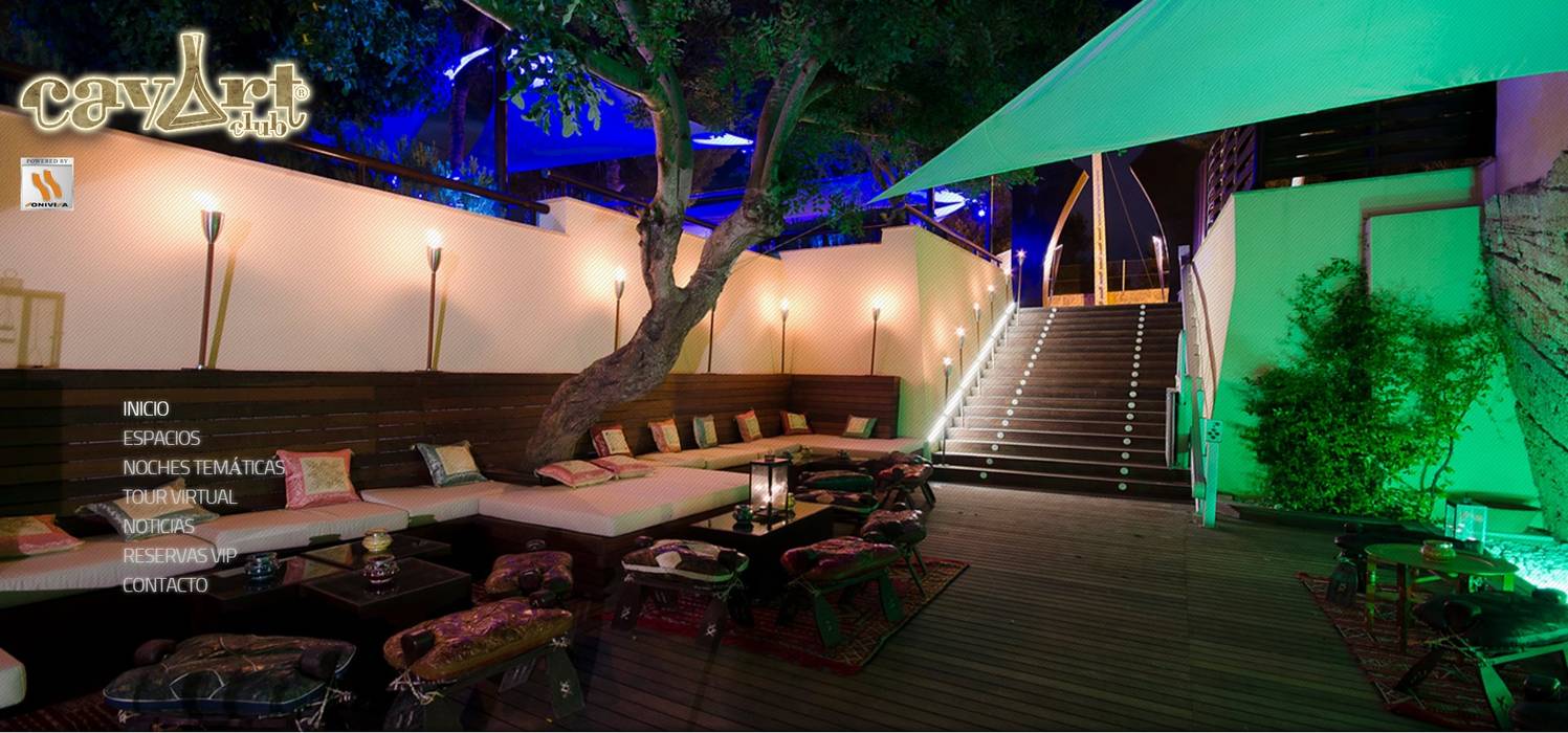 Exklusive Beleuchtung für ein Disco Club Restaurant in Mallorca, Moreno Licht mit Effekt - Lichtplaner Moreno Licht mit Effekt - Lichtplaner Ruang Komersial Batu Bar & Klub
