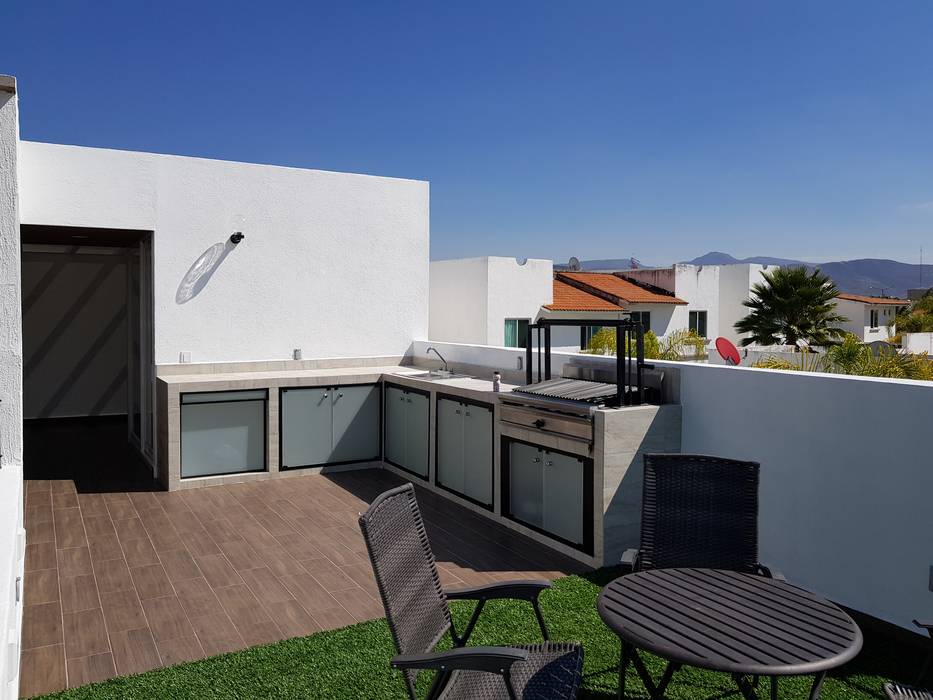 ROOF GARDEN ROLDÁN, Arqca Arqca Balcones y terrazas de estilo minimalista