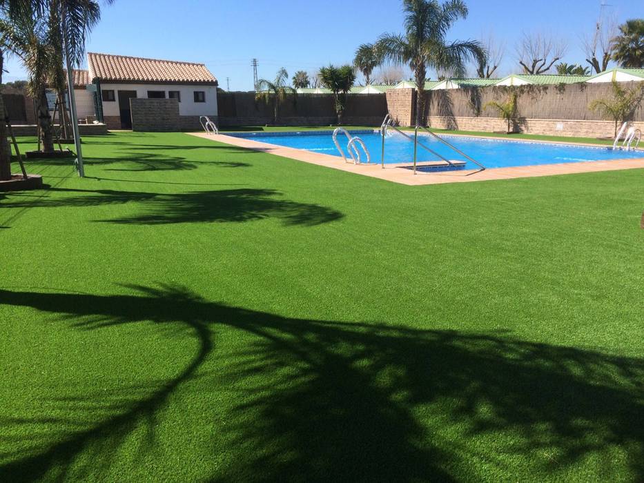 El césped perfecto para un camping: Inverness de Albergrass, Albergrass césped tecnológico Albergrass césped tecnológico Espacios comerciales césped artificial,Albergrass,camping,durabilidad,soluciones,Cádiz,alrededor de piscina,Hoteles