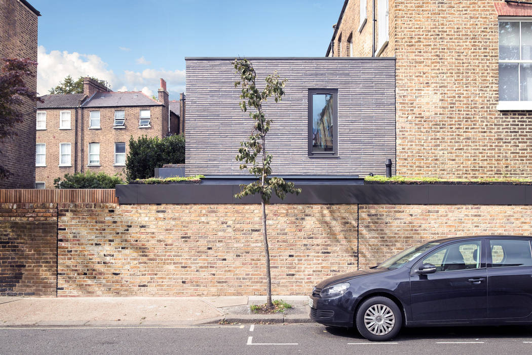 Petersen Brick House, Neil Dusheiko Architects Neil Dusheiko Architects Nhà