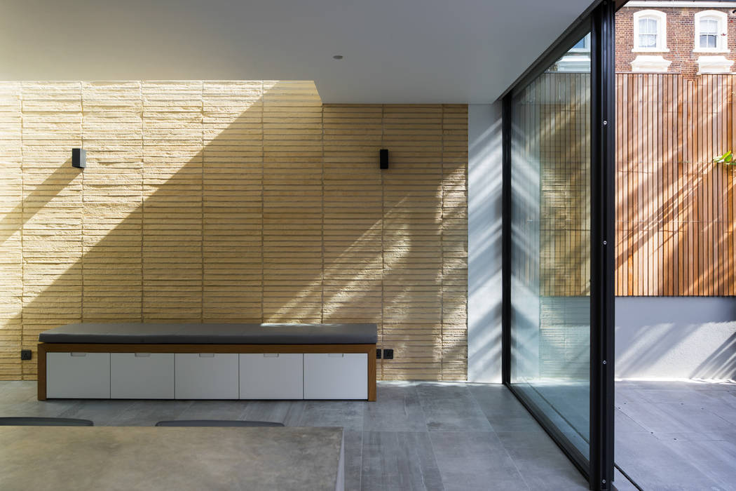 Petersen Brick House, Neil Dusheiko Architects Neil Dusheiko Architects Salas de estar modernas