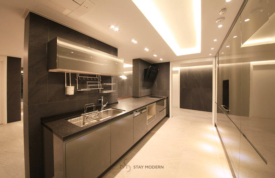 [61py] 부산 화명동 롯데캐슬 카이저 61평형 인테리어, 스테이 모던 (Stay Modern) 스테이 모던 (Stay Modern) Modern dining room