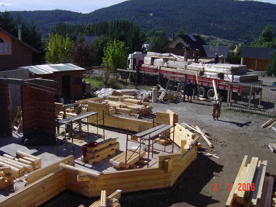 Casa Amancay Ι San Martín de los Andes, Neuquén. Argentina., Patagonia Log Homes - Arquitectos - Neuquén Patagonia Log Homes - Arquitectos - Neuquén Casas familiares