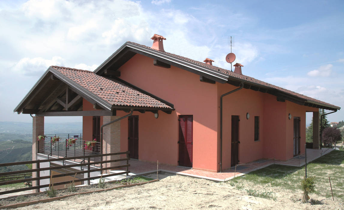 CASA TRADIZIONALE COMUNE DI CUNEO, Sangallo srl Sangallo srl Nhà gỗ Gỗ Wood effect