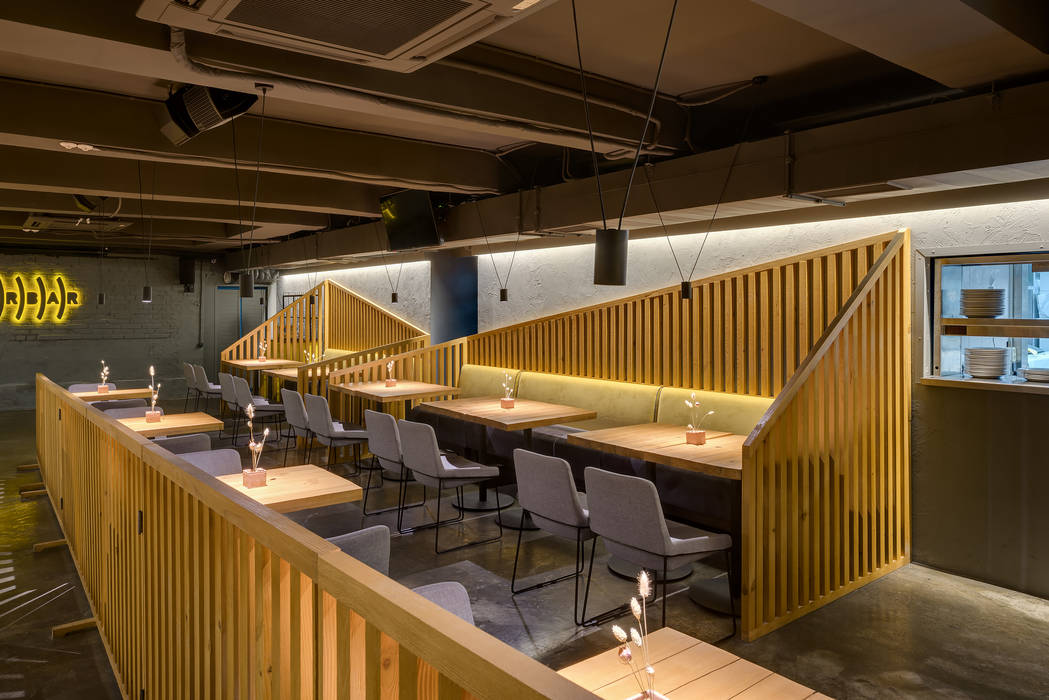 REBERBAR pub interior, YUDIN Design YUDIN Design Commercial spaces Nhà hàng