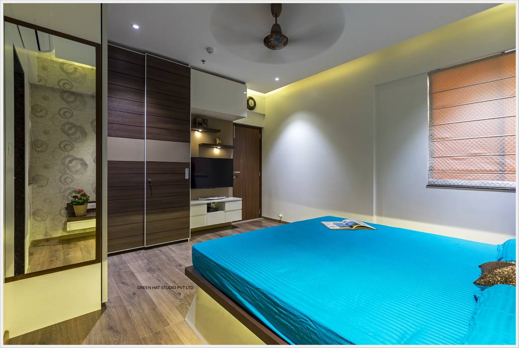 3BHK at Song of Joy, Pune, GREEN HAT STUDIO PVT LTD GREEN HAT STUDIO PVT LTD غرف نوم صغيرة