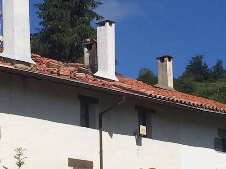 RETEJADO EN GOIAZ/BIDANIA, Obras Amber Obras Amber Gable roof