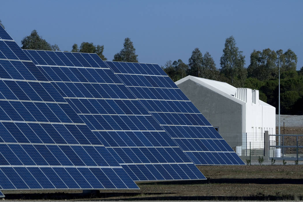 Subestação em Parque Solar no Alentejo, GRUPO QUADRANTE GRUPO QUADRANTE Casas industriais