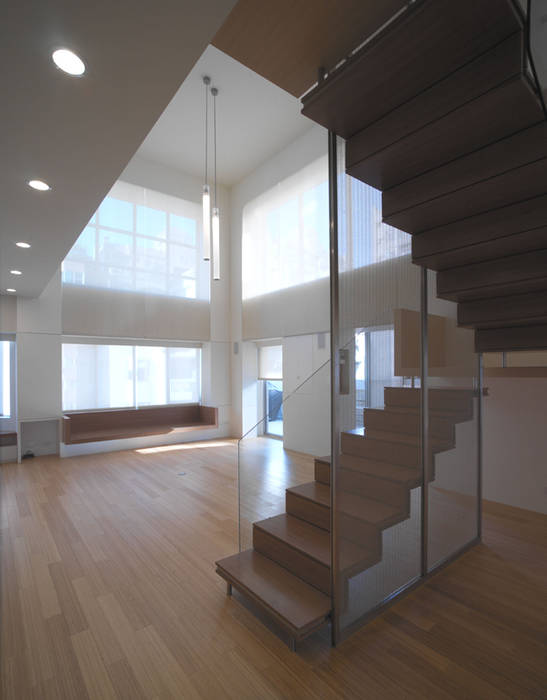 何宅樓梯 Ho Residence Stair, 何侯設計 Ho + Hou Studio Architects 何侯設計 Ho + Hou Studio Architects 階段