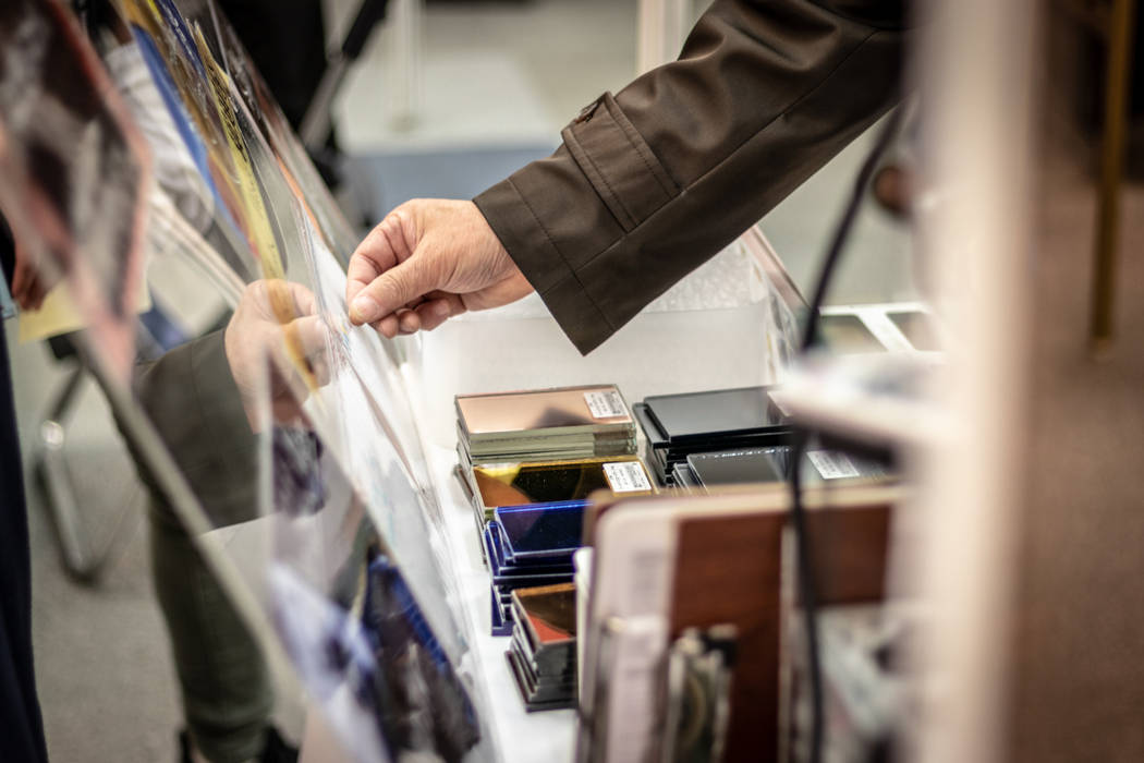 展示会に出展, 株式会社コダマガラス 株式会社コダマガラス Puertas y ventanas de estilo ecléctico