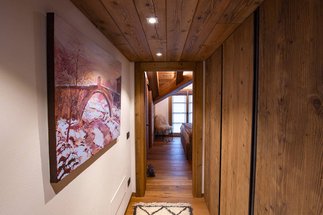 Casa Maloja, BEARprogetti BEARprogetti Rustic style corridor, hallway & stairs
