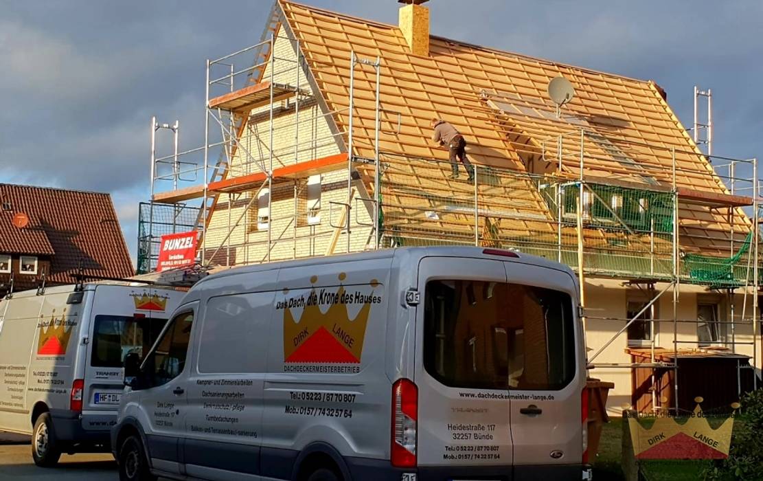 2018 | Dachsanierung in Melle, Dachdeckermeisterbetrieb Dirk Lange Dachdeckermeisterbetrieb Dirk Lange Gable roof