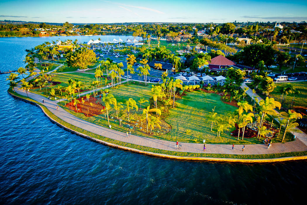 Pontão do Lago Sul - Brasília - DF, Grupo Nehring - Paisagismo e CIA Grupo Nehring - Paisagismo e CIA Espacios comerciales Bares y clubs