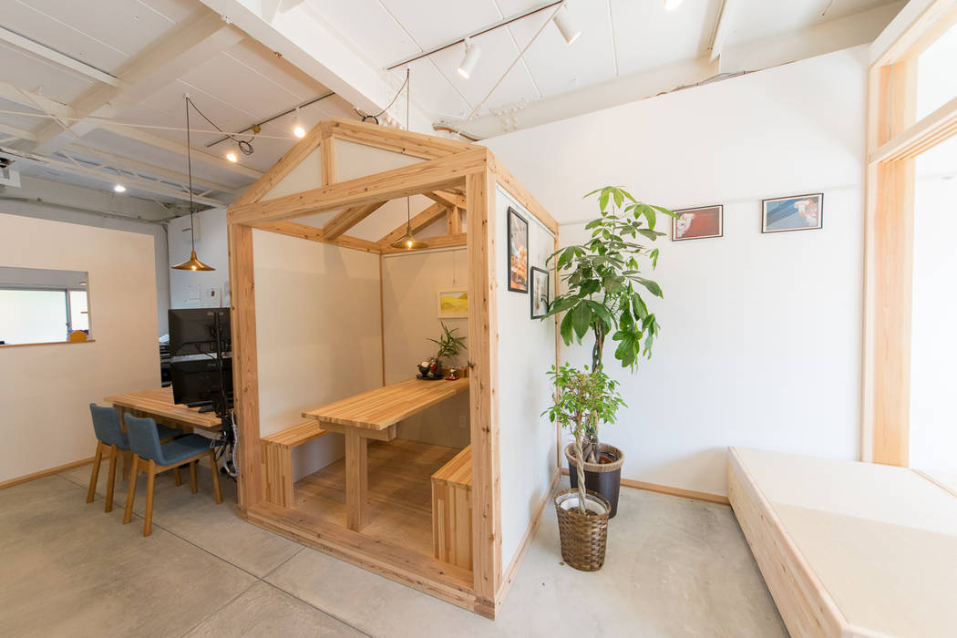 住まいのよろず屋, coil松村一輝建設計事務所 coil松村一輝建設計事務所 Commercial spaces Offices & stores