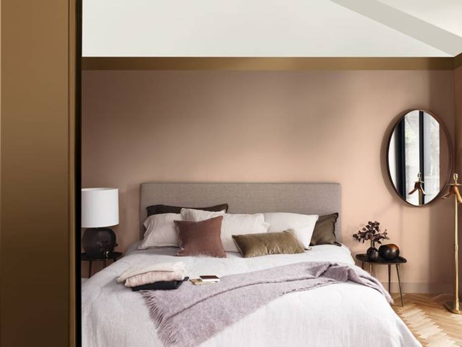 A Bedroom Space to Think in. Dulux UK Moderne slaapkamers Spiced Honey,Soft Stone,dulux,bedroom,warm colours,wall colours