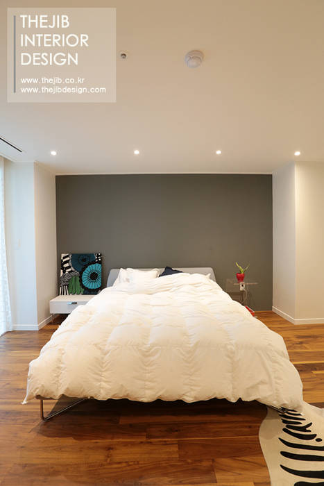 강남구 도곡동 대림아크로빌 54평 아파트 인테리어, 더집디자인 (THEJIB DESIGN) 더집디자인 (THEJIB DESIGN) Modern style bedroom