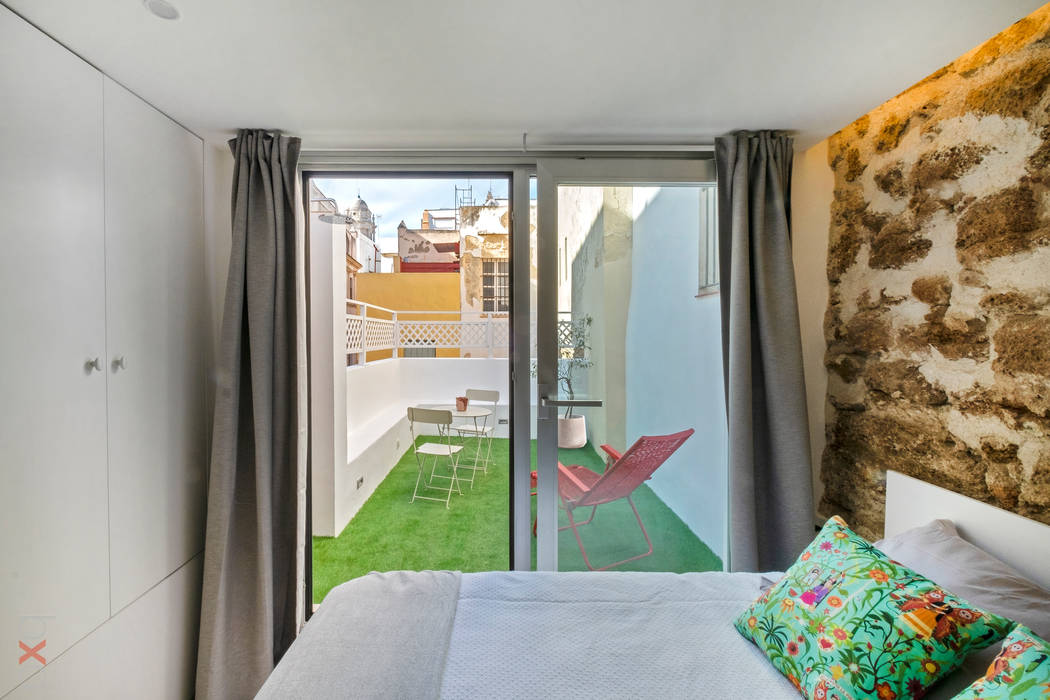 REHABILITACIÓN DE EDIFICIO PARA DOS VIVIENDAS, pxq arquitectos pxq arquitectos Small bedroom