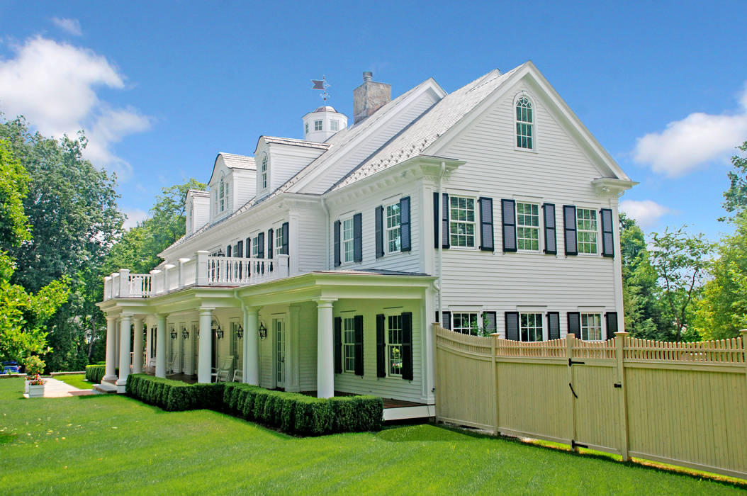 Custom Colonial Home, Westport CT by DeMotte Architects DeMotte Architects, P.C. Colonial style houses