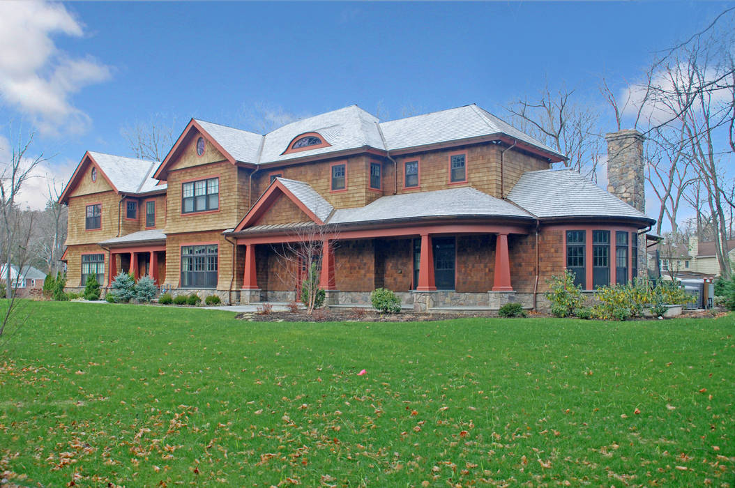 Shingle Style Home, Rye Brook, NY, DeMotte Architects, P.C. DeMotte Architects, P.C. Casas clássicas