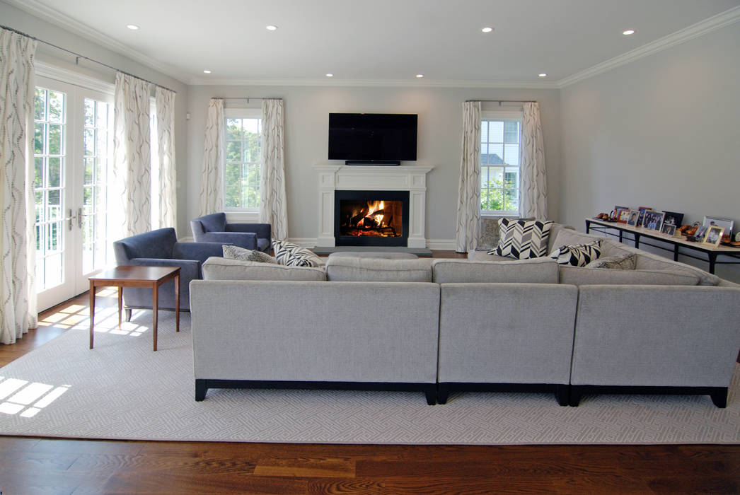 Custom Colonial Home, Scarsdale, NY by DeMotte Architects DeMotte Architects, P.C. Living room