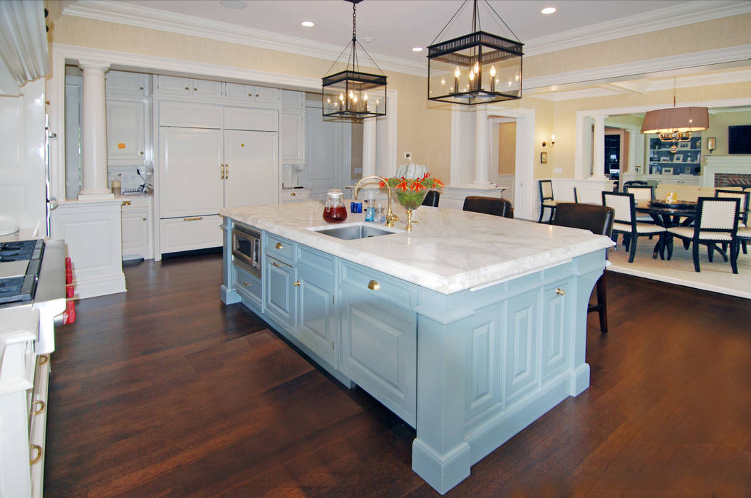 Georgian Colonial, Greenwich, CT by DeMotte Architects DeMotte Architects, P.C. Classic style kitchen