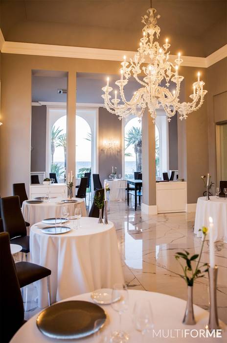 Crystal Chandeliers and Murano Chandeliers for Luxury Hotel in Sanremo, MULTIFORME® lighting MULTIFORME® lighting مساحات تجارية فنادق
