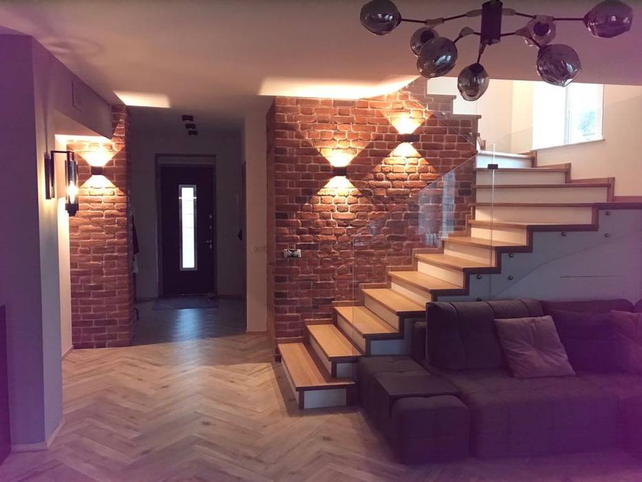 Облицовка лестницы со стеклянным ограждением, АКБдизайн АКБдизайн Stairs لکڑی Wood effect