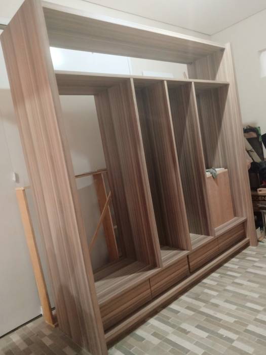 Custom wardrobe, alesha projects alesha projects Kamar Tidur Minimalis Kayu Lapis Wardrobes & closets