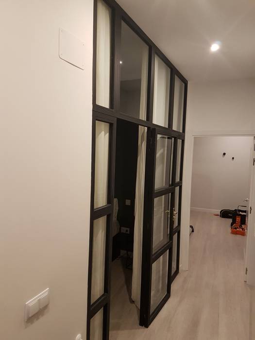 Puerta acceso dormitorio niños grupospacio constructores en madrid