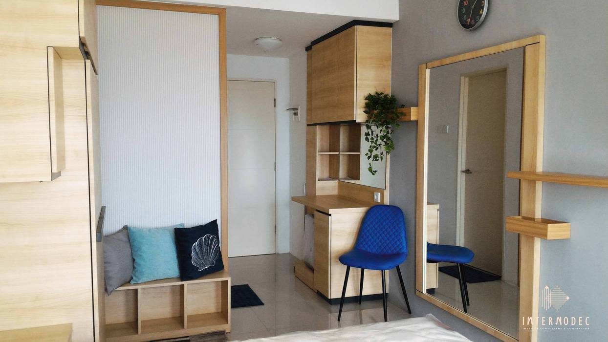 Easy-to-Clean Modern Studio Apartment, Internodec Internodec ระเบียงและโถงทางเดิน